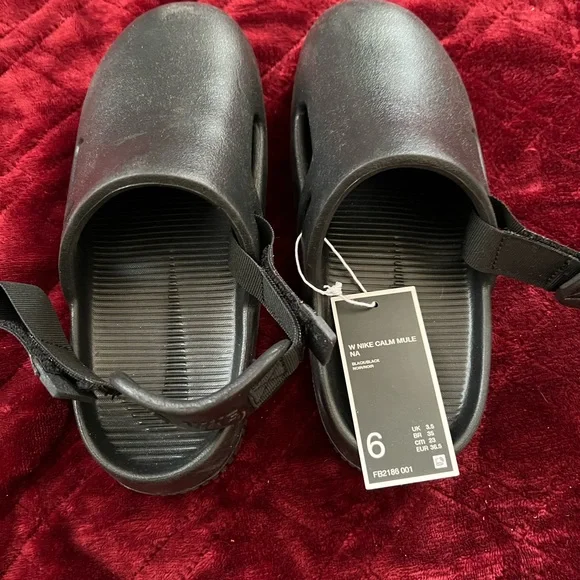 Women’s Nike Calm Mule Black Slip-On Shoes with Velcro - Picture 2 of 4